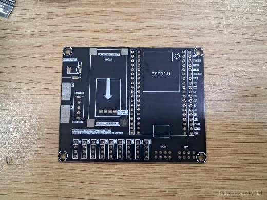 Bare black custom PCB shield with white silkscreen: ESP32 module footprint, sensor headers and relay output pads.